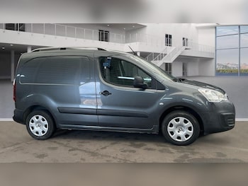 Used Peugeot Partner 2018 for sale - 75523780: Photo