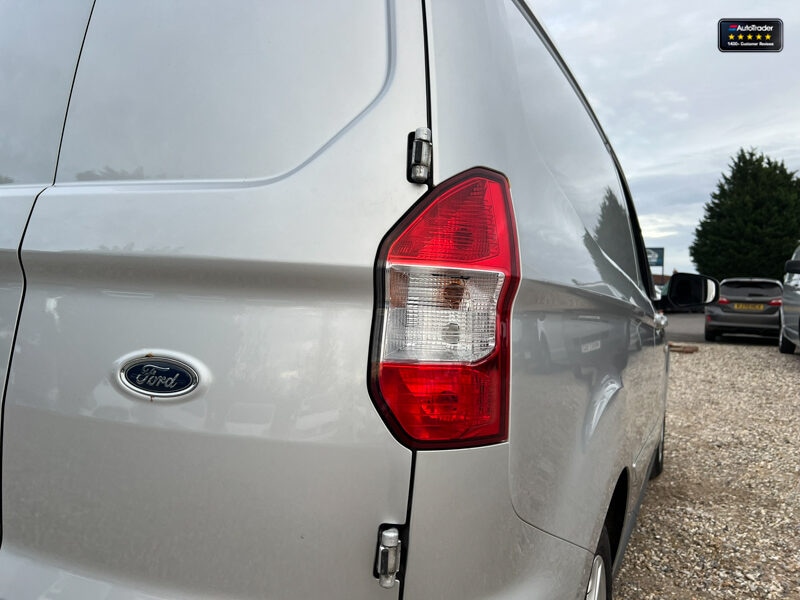 Used Ford Transit Courier 2021 for sale - 77042070: Photo 19