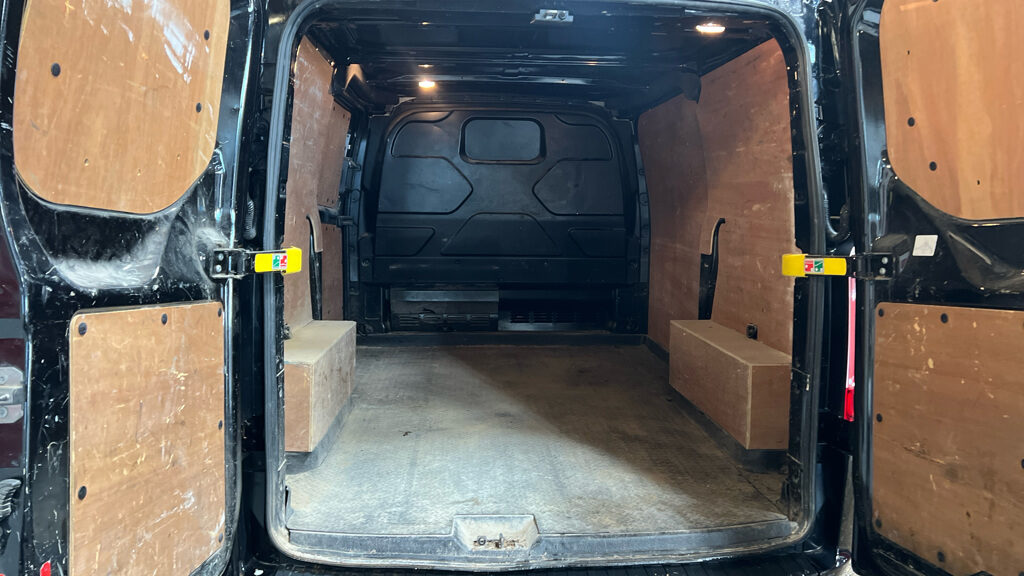 Used Ford Transit Custom 2017 for sale - 77138763: Photo 5