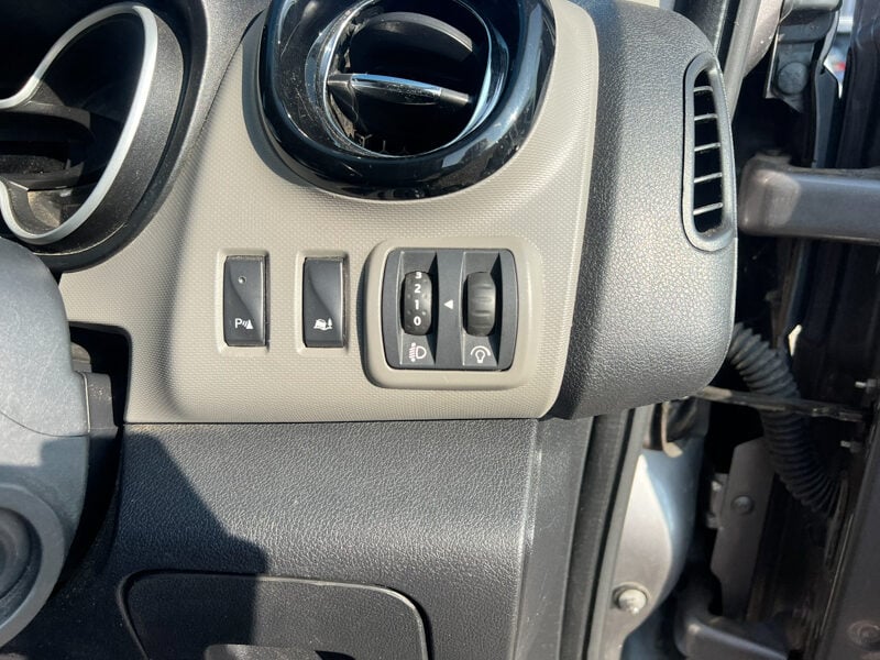 Used Renault Trafic 2016 for sale - 77758845: Photo 28