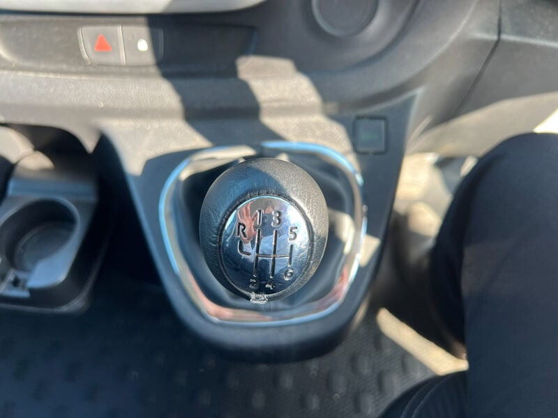 Used Renault Trafic 2016 for sale - 77758845: Photo 40