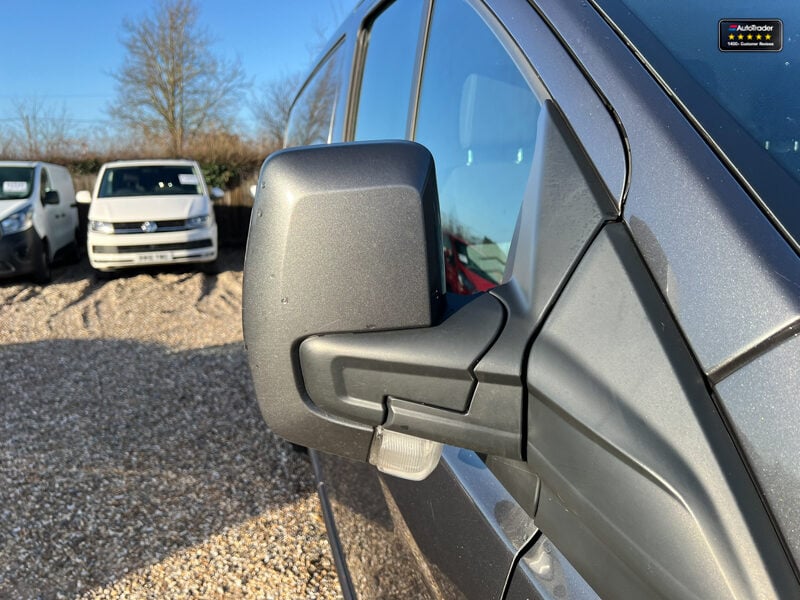 Used Ford Transit Custom 2018 for sale - 77042052: Photo 16