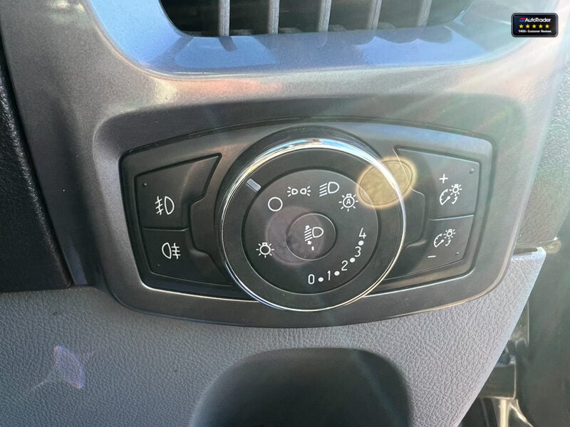 Used Ford Transit Custom 2018 for sale - 77042052: Photo 34