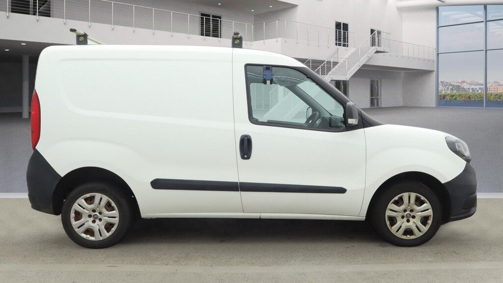 Used Fiat Doblo 2018 for sale - 77774555: Photo 3