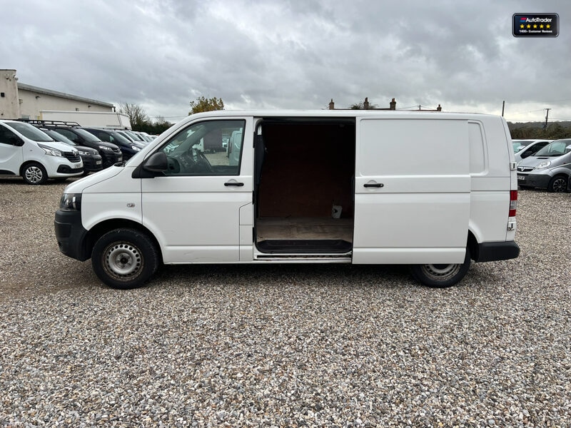 Used Volkswagen Transporter 2013 for sale - 77041875: Photo 10