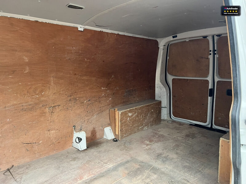 Used Volkswagen Transporter 2013 for sale - 77041875: Photo 11