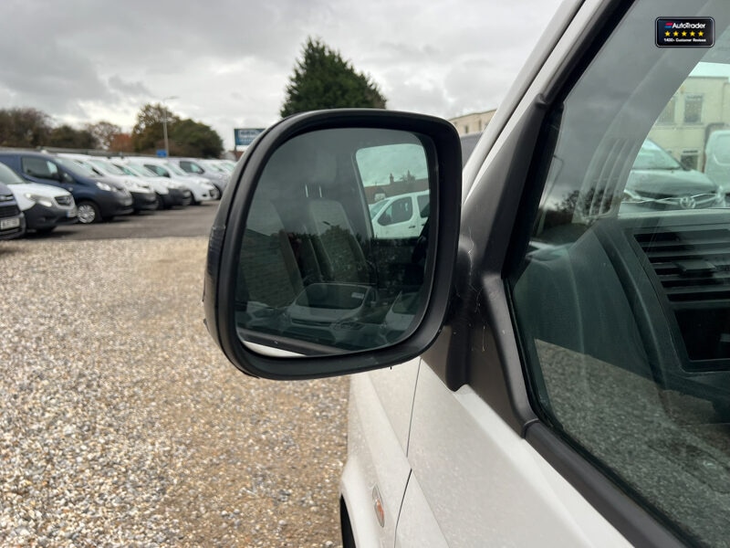 Used Volkswagen Transporter 2013 for sale - 77041875: Photo 12