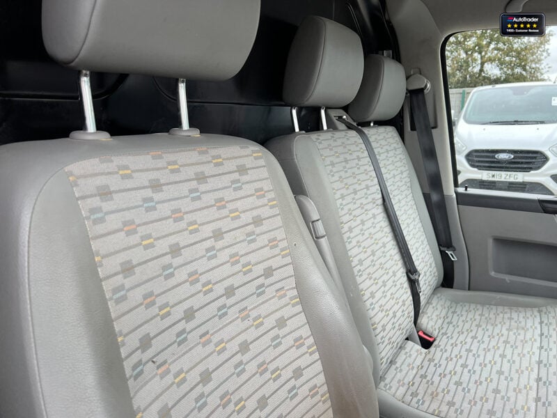 Used Volkswagen Transporter 2013 for sale - 77041875: Photo 24