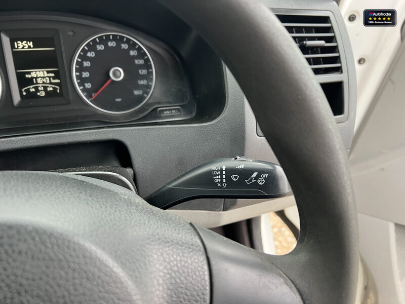 Used Volkswagen Transporter 2013 for sale - 77041875: Photo 32