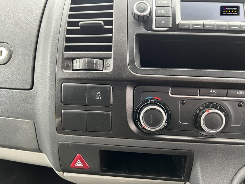 Used Volkswagen Transporter 2013 for sale - 77041875: Photo 38