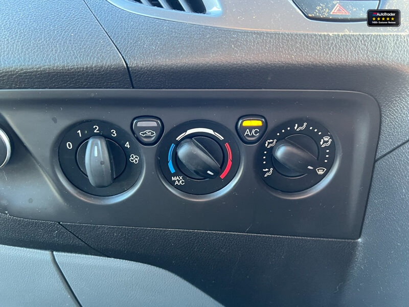 Used Ford Transit Custom 2017 for sale - 77042137: Photo 25