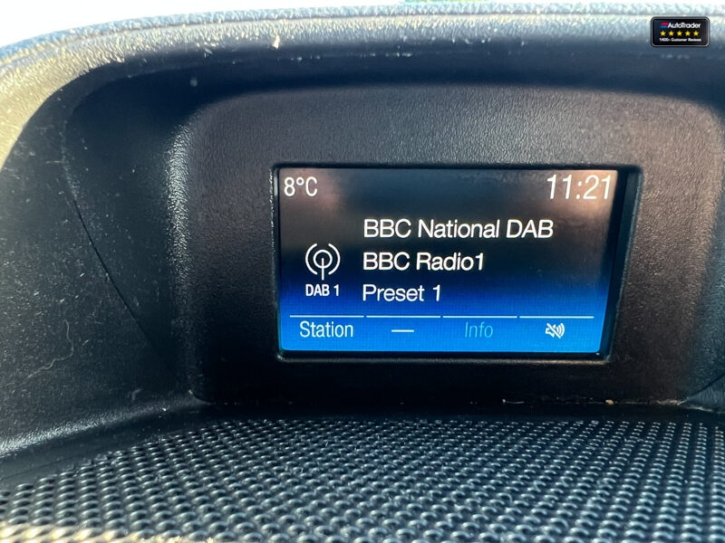 Used Ford Transit Custom 2017 for sale - 77042137: Photo 27