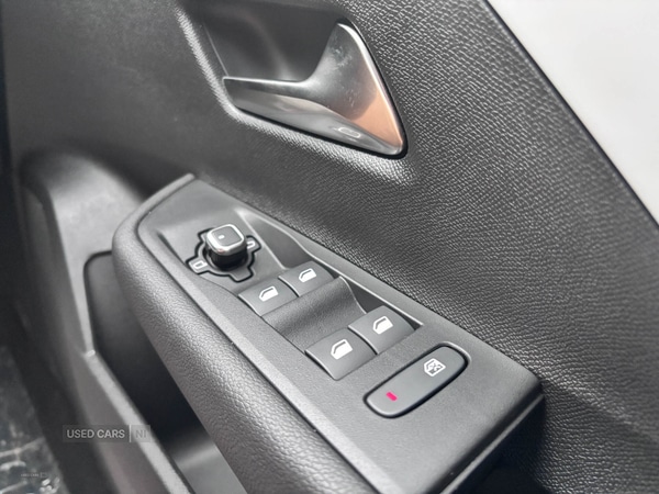 Used Vauxhall Astra for sale - 77292332: Photo 33