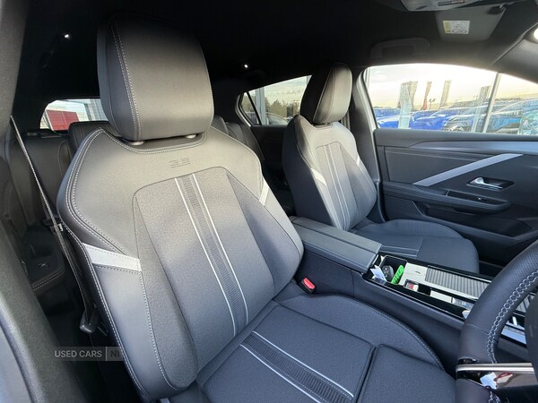 Used Vauxhall Astra for sale - 76201754: Photo 7