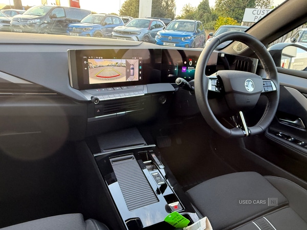 Used Vauxhall Astra for sale - 76201754: Photo 9