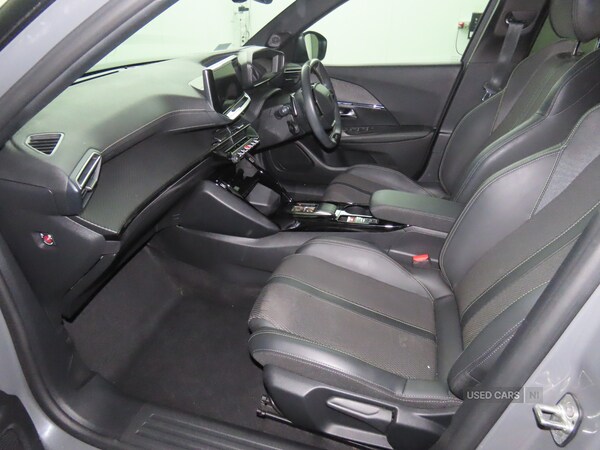 Used Peugeot 2008 2023 for sale - 76977057: Photo 14