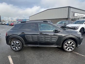 Used Citroen C4 Cactus 2017 for sale - 76914253: Photo