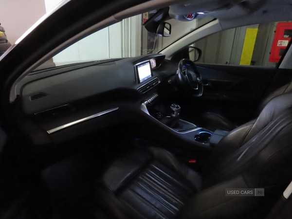 Used Peugeot 3008 2018 for sale - 76787269: Photo 14