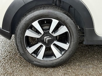 Used Citroen C3 2023 for sale - 78947968: Photo