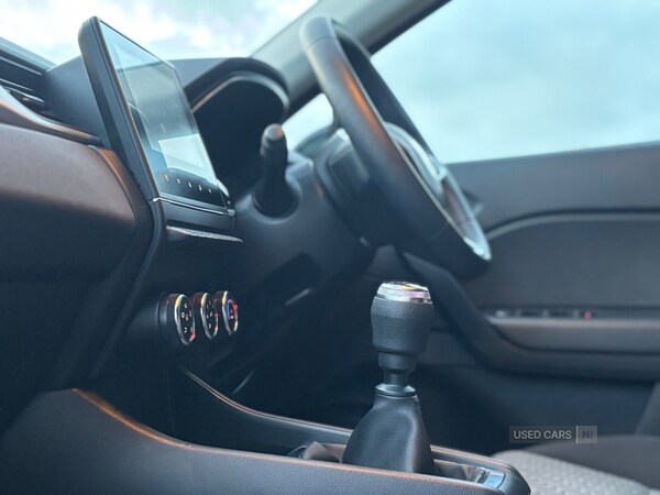 Used Renault Captur 2022 for sale - 76977081: Photo 36