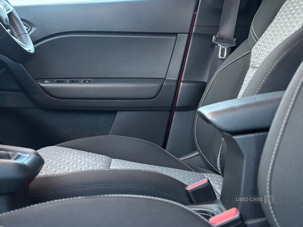 Used Renault Captur 2022 for sale - 76977081: Photo 37