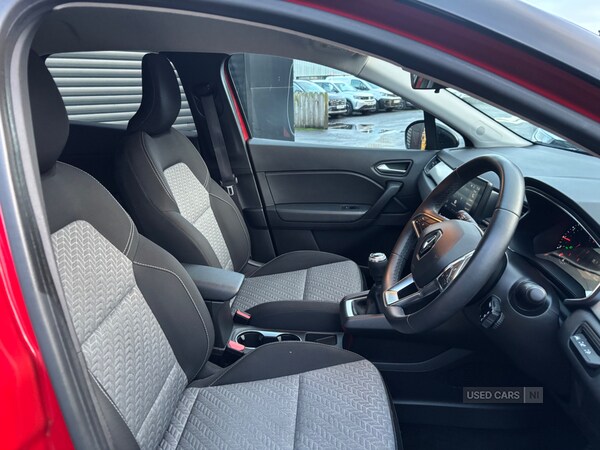 Used Renault Captur 2022 for sale - 76977081: Photo 9