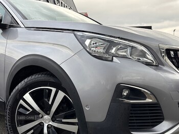 Used Peugeot 3008 2018 for sale - 76228369: Photo 3