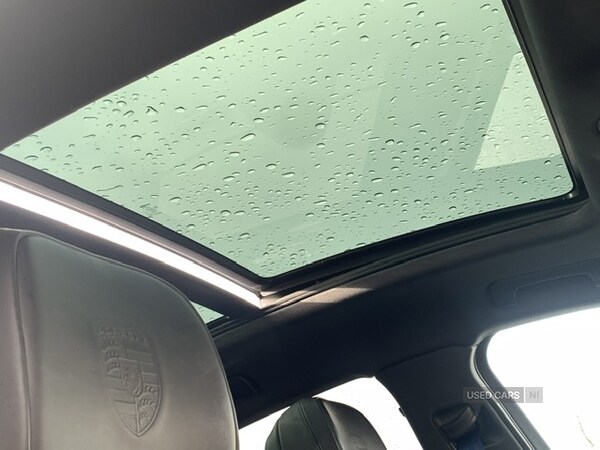 Used Porsche Macan 2023 for sale - 75721010: Photo 10