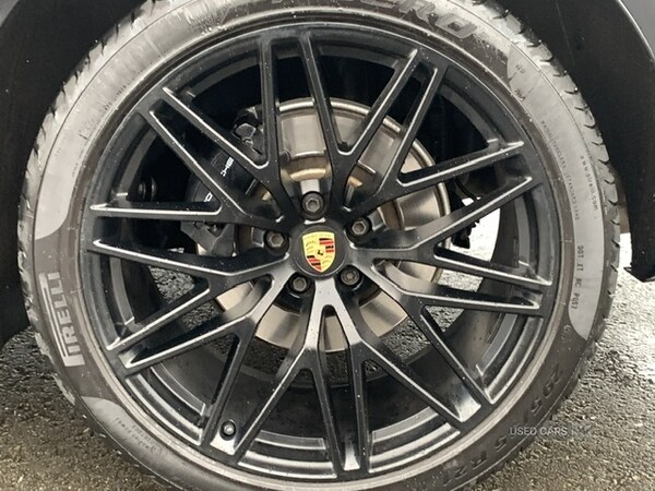 Used Porsche Macan 2023 for sale - 75721010: Photo 14