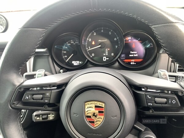 Used Porsche Macan 2023 for sale - 75721010: Photo 23