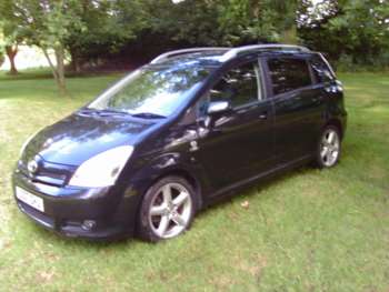 Used Toyota Corolla Verso 2007 for sale - 70878484: Photo