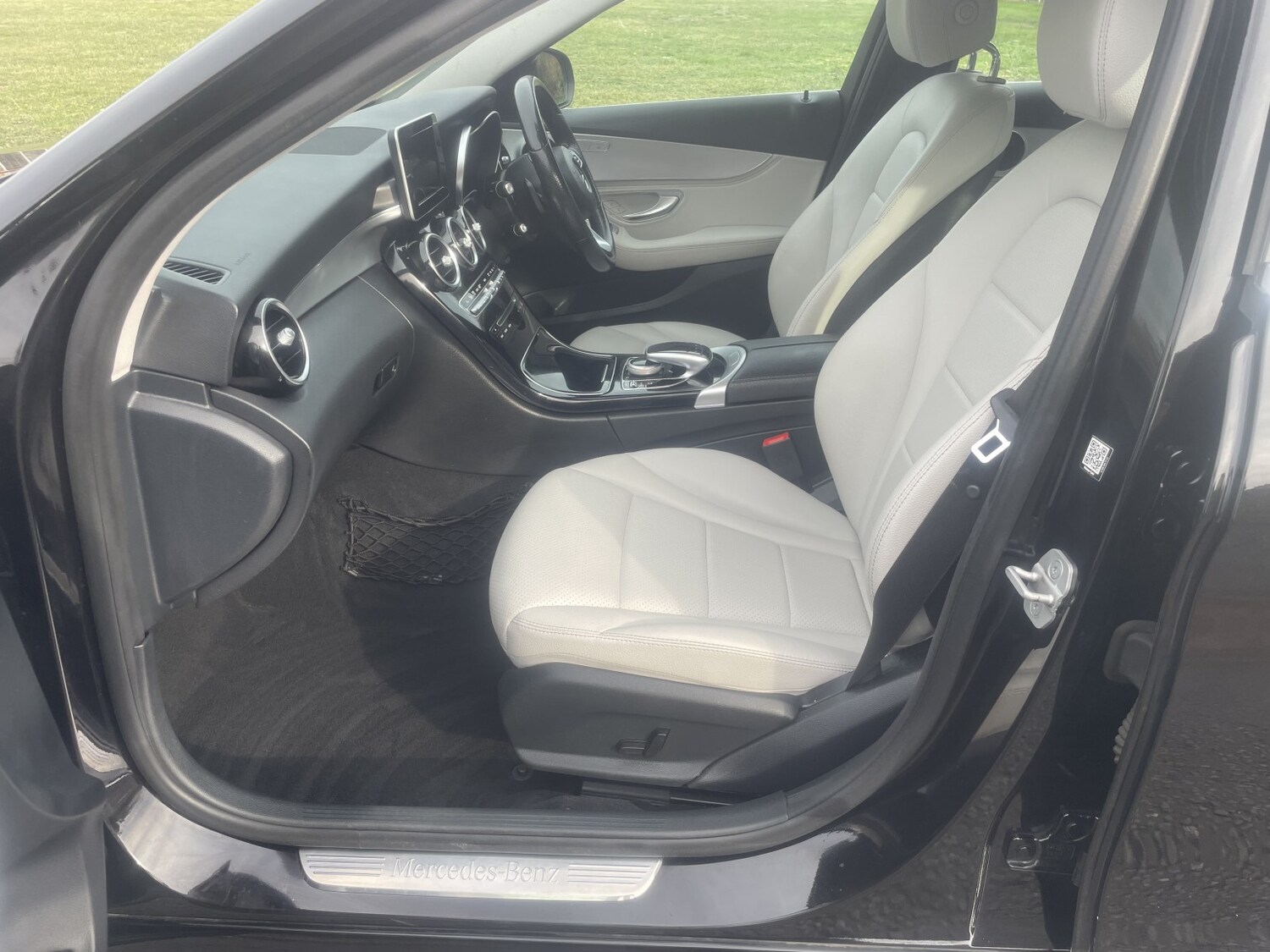 Used Mercedes-Benz C Class 2014 for sale - 76164605: Photo 18
