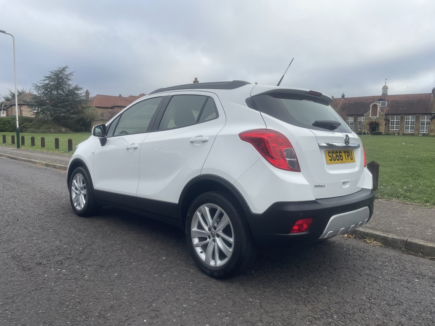 Used Vauxhall Mokka 2016 for sale - 76164616: Photo 2