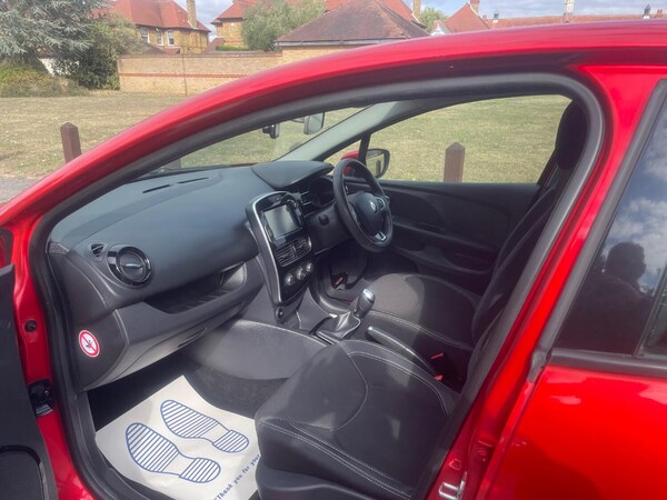 Used Renault Clio 2018 for sale - 76164569: Photo 12