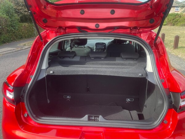 Used Renault Clio 2018 for sale - 76164569: Photo 14