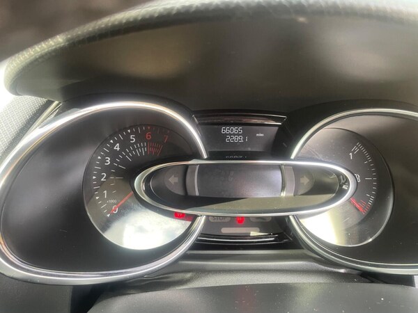 Used Renault Clio 2018 for sale - 76164569: Photo 8
