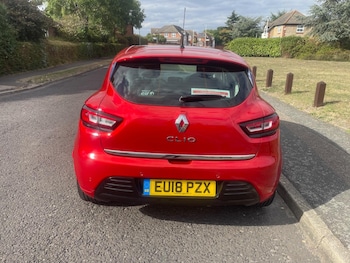 Used Renault Clio 2018 for sale - 76793136: Photo