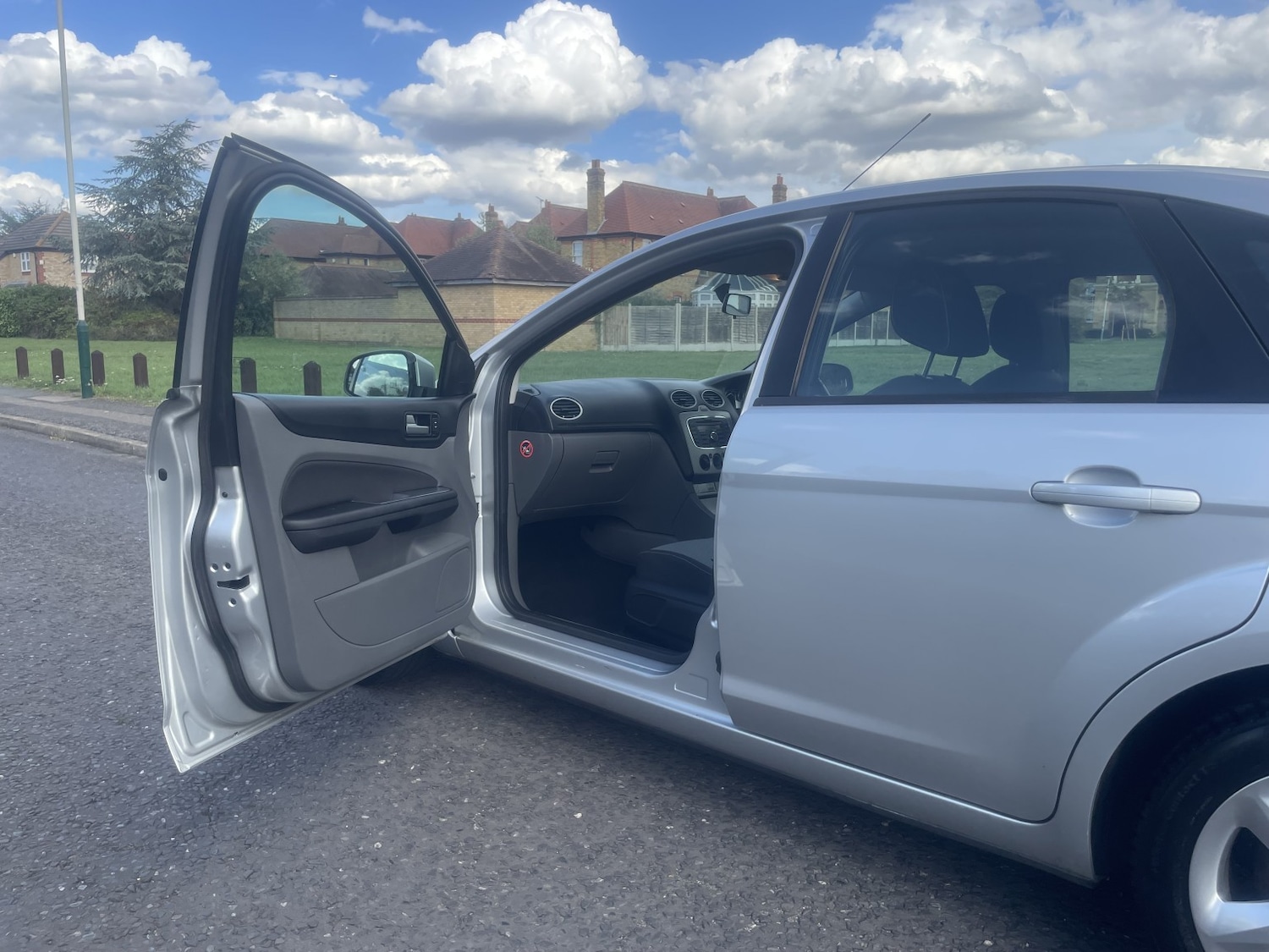 Used Ford Focus 2010 for sale - 76164528: Photo 12
