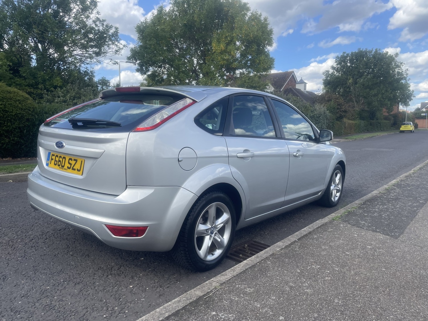 Used Ford Focus 2010 for sale - 76164528: Photo 4