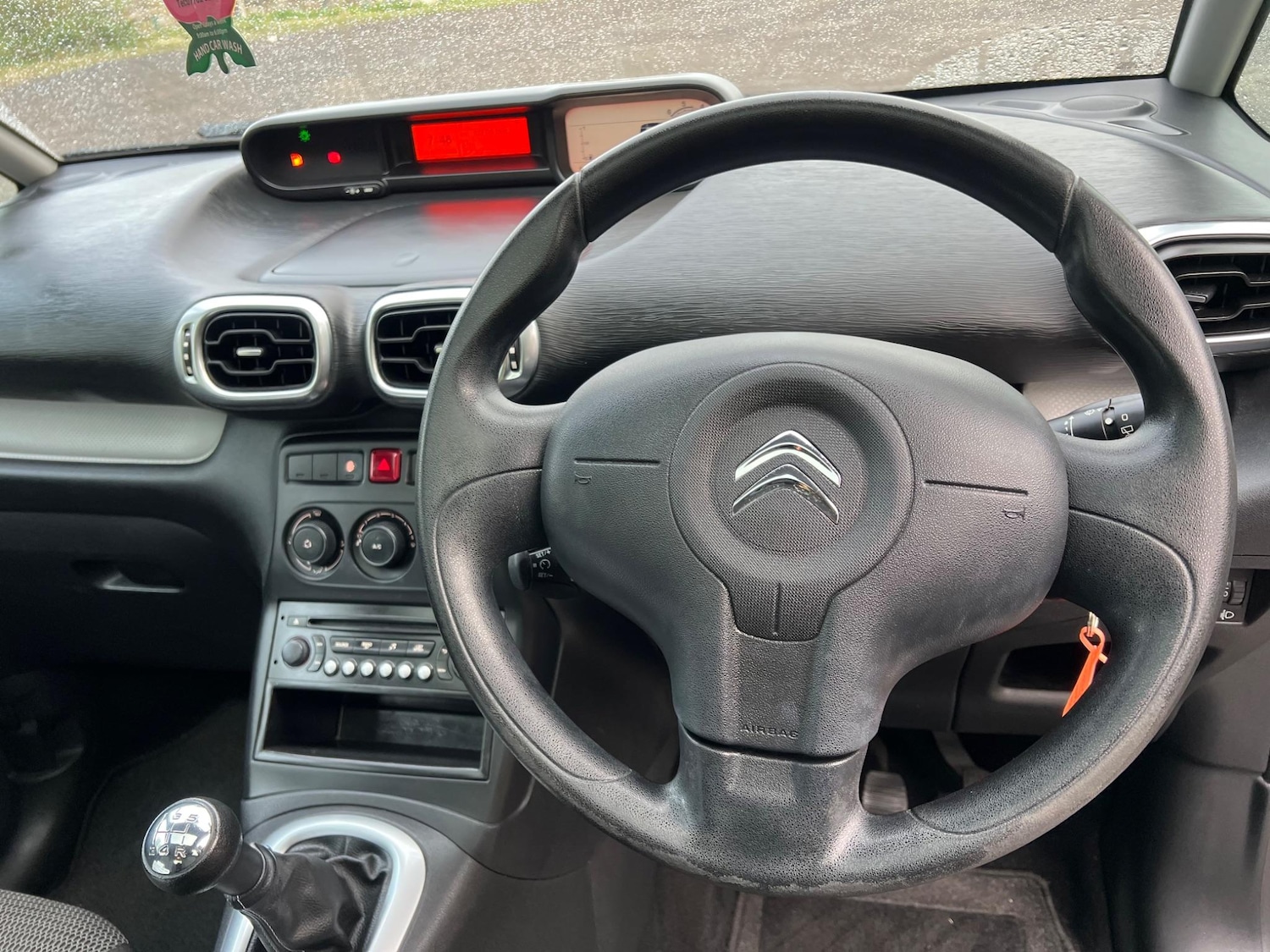 Used Citroen C3 Picasso 2014 for sale - 76123074: Photo 14