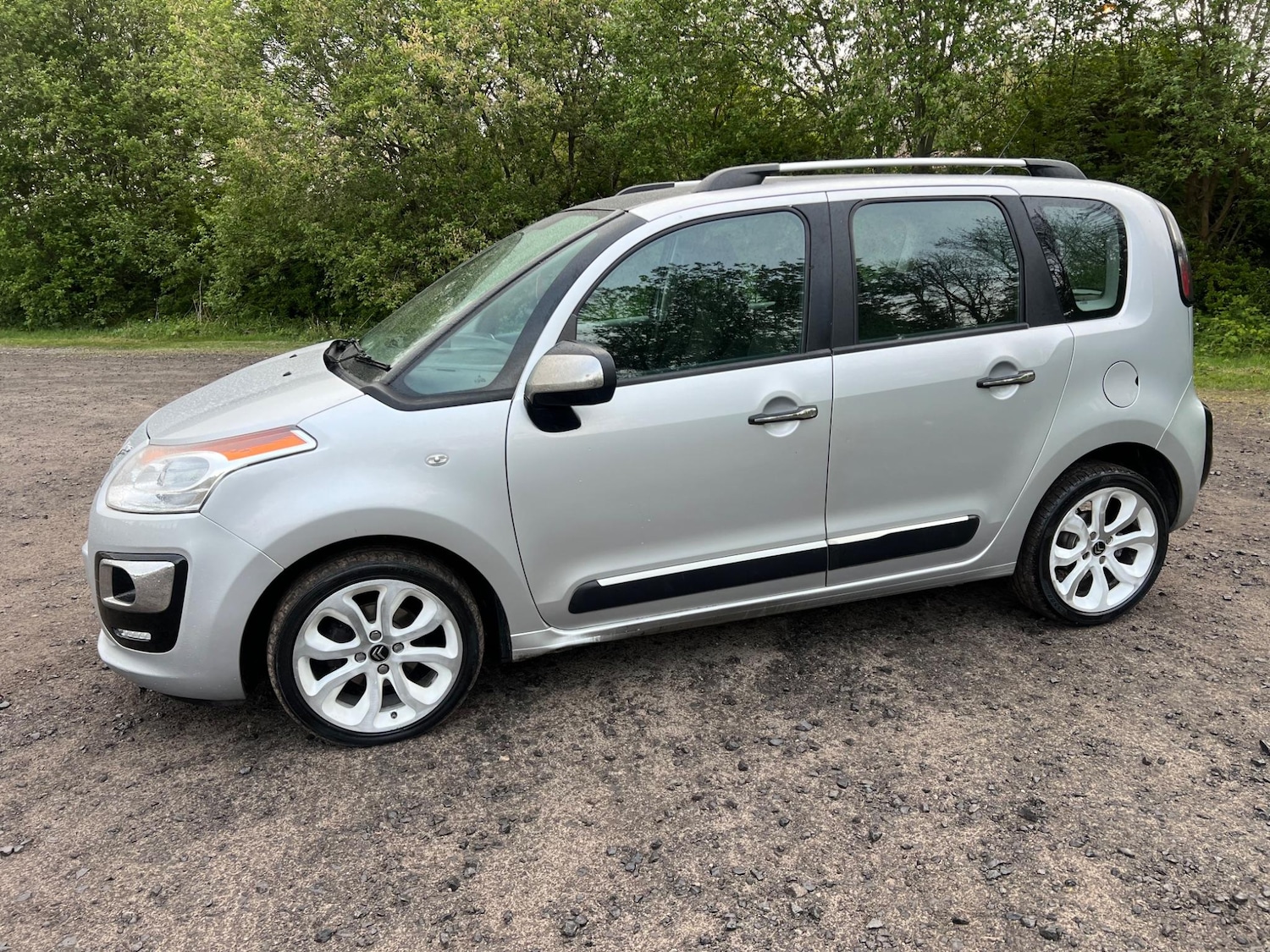 Used Citroen C3 Picasso 2014 for sale - 76123074: Photo 4