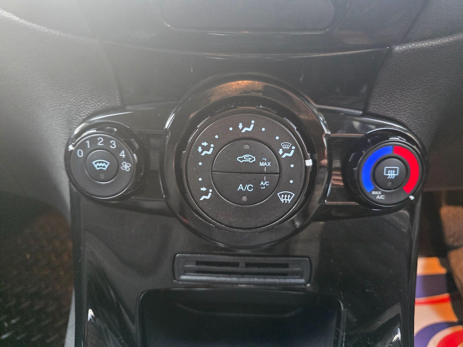 Used Ford Fiesta 2013 for sale - 76659122: Photo 10