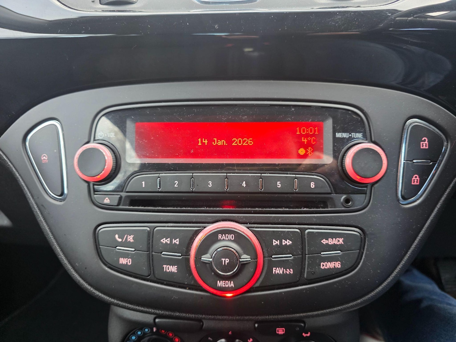 Used Vauxhall Corsa 2015 for sale - 77203896: Photo 14