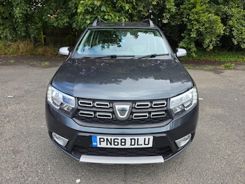 Used Dacia Sandero Stepway 2018 for sale - 79532505: Photo