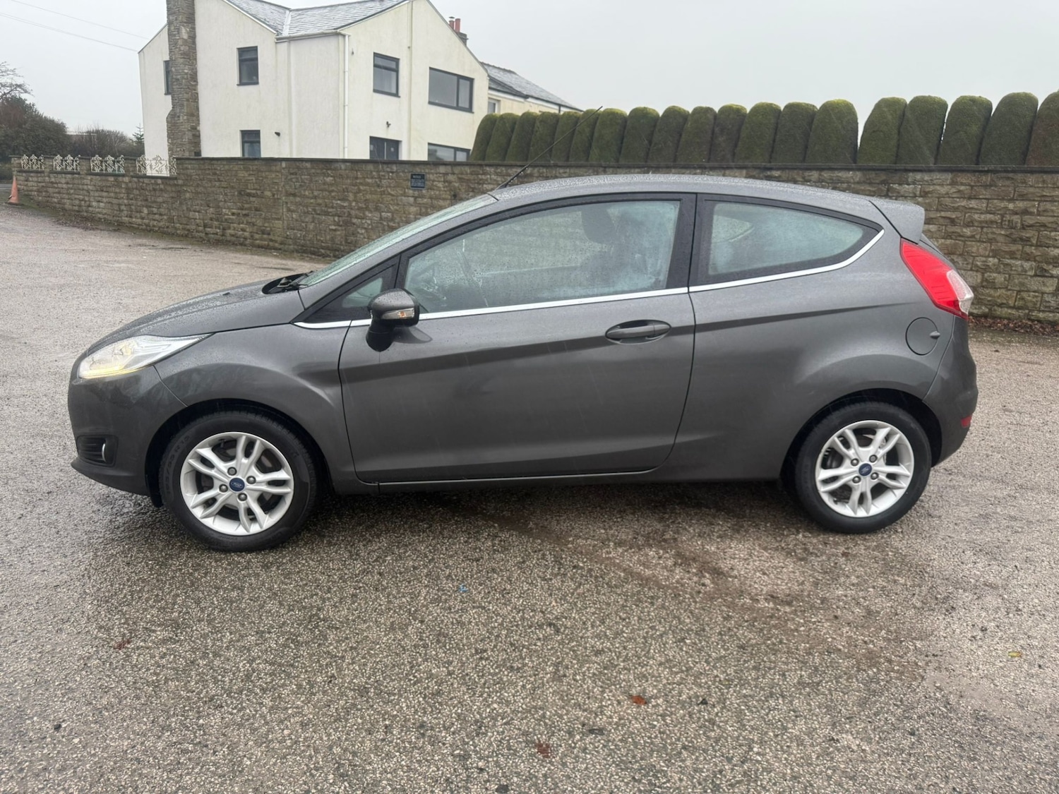 Used Ford Fiesta 2016 for sale - 77063265: Photo 4