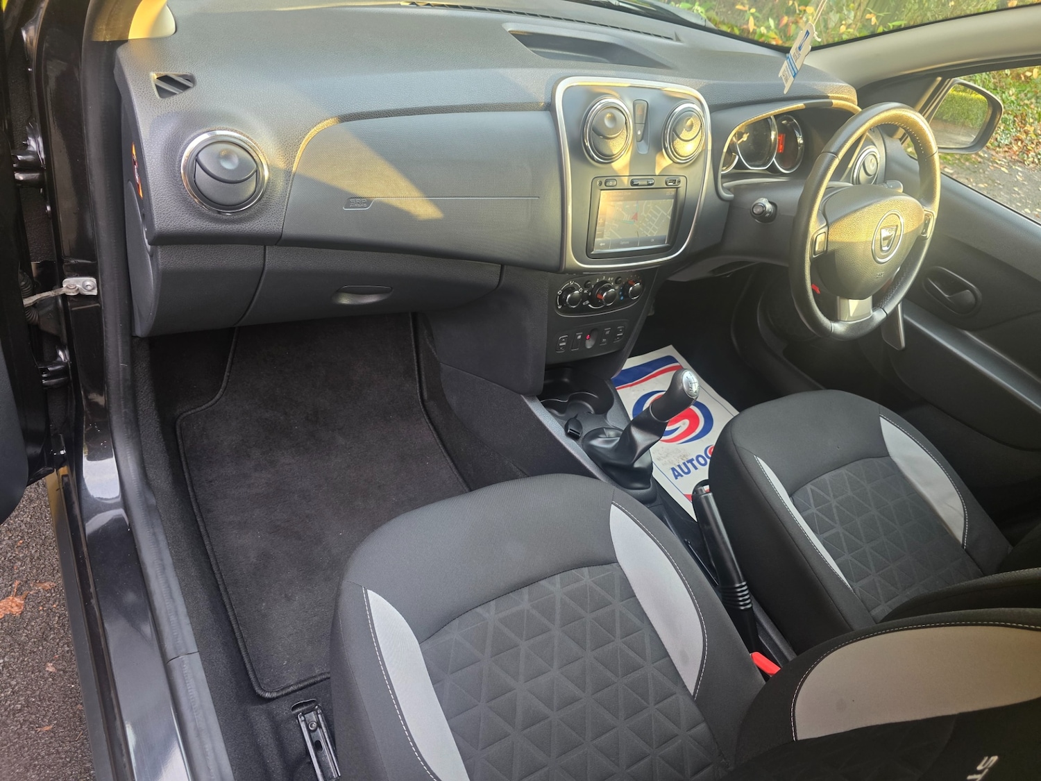 Used Dacia Sandero Stepway 2014 for sale - 77045402: Photo 16