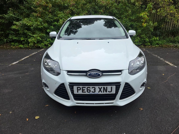 Used Ford Focus 2013 for sale - 76227003: Photo 2