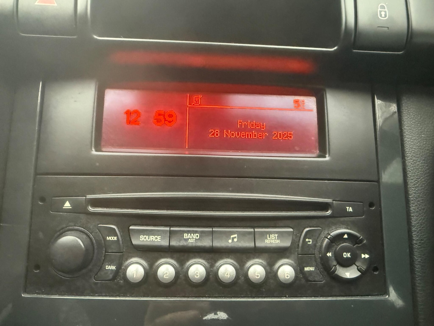 Used Peugeot 3008 2014 for sale - 76752509: Photo 17