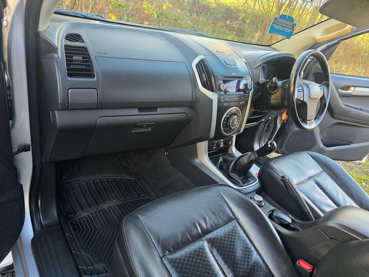 Used Isuzu D-Max 2015 for sale - 76926259: Photo 10