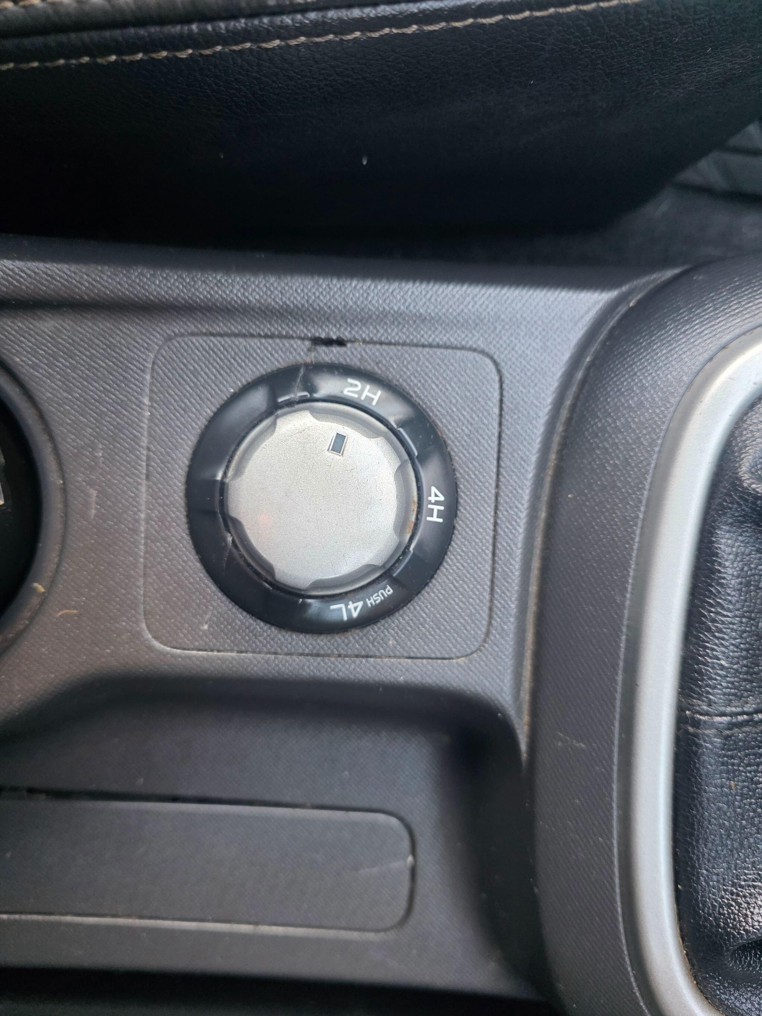 Used Isuzu D-Max 2015 for sale - 76926259: Photo 13